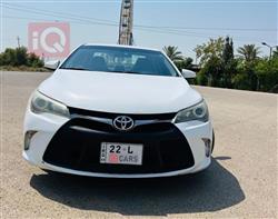 تۆیۆتا کامری